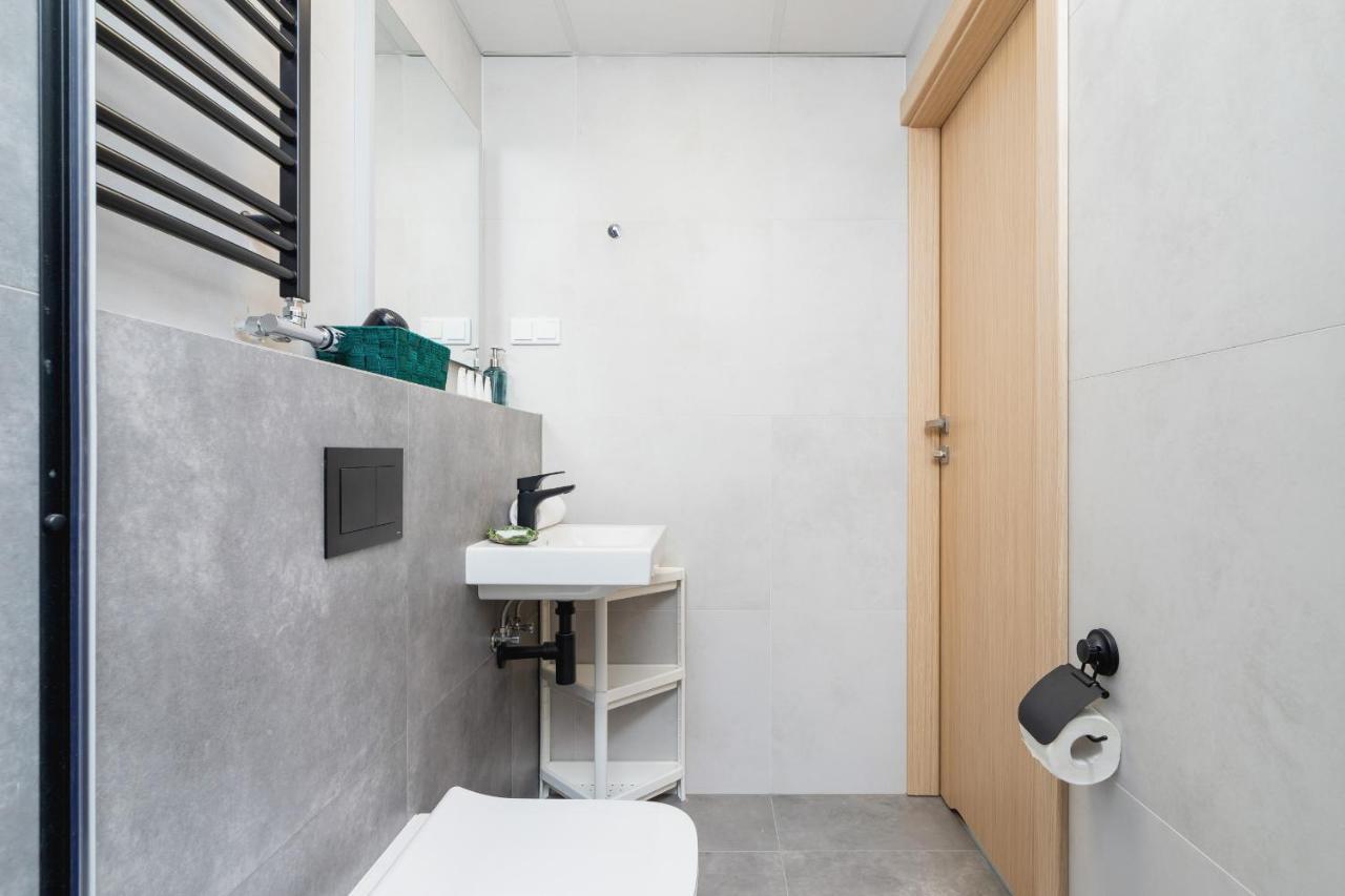 Cozy Studio Apartments Sauna & Ac Krakow By Noclegi Renters Екстер'єр фото